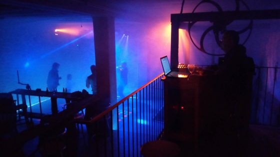 holiday-gallery-club