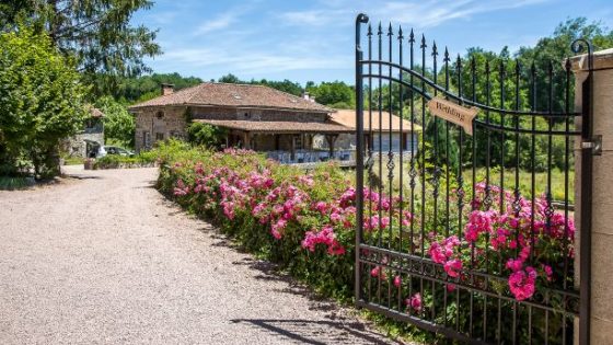 Entry to Domaine de Grolhier