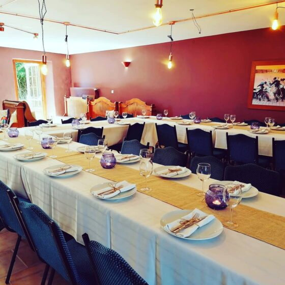 97783415_258325908863004_2550621175461969920_o-1920w